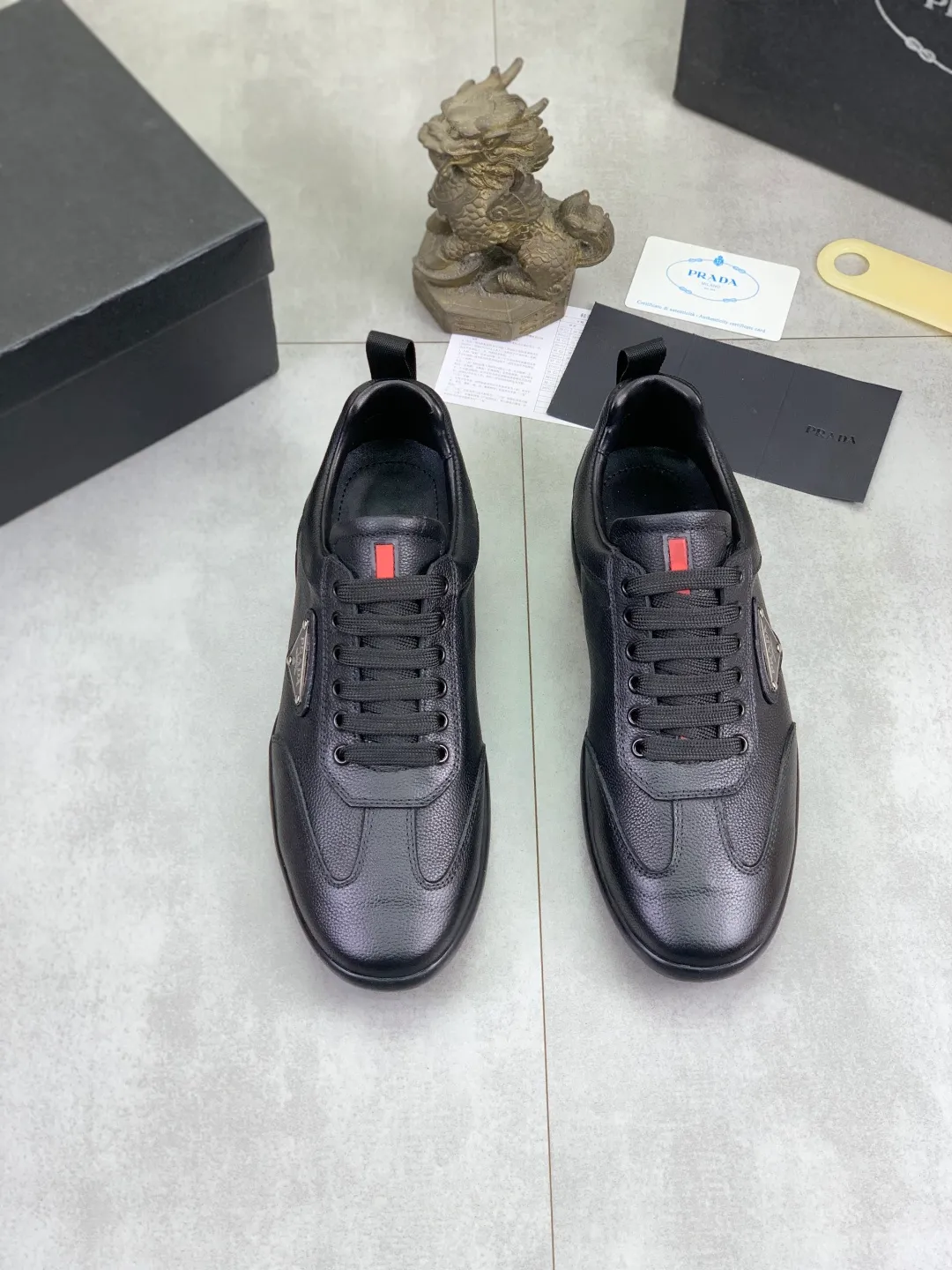 Men's Men's Shoes P400💰[New Style] The latest classic model of high-quality PRADA breathable and comfortable men's shoes is now on the official website, 1:1 copied, synchronized in Hong Kong, and on the same catwalk; all made of calfskin with breathable mesh fabric ➕Imported soft and comfortable sheep Leather lining, 🍡🍡original rubber outsole is non-slip and wear-resistant; comfortable to wear, attractive style, fine workmanship, and simple and neat shoe last, showing a man's courage and toughness, 👍size 38 to 44; 3⃣️colors🉑️ to choose from